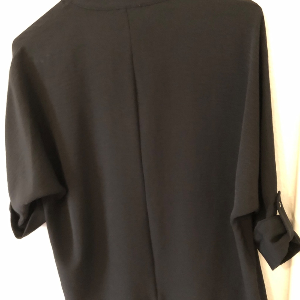 Ladies blouse - Picture 2 of 3